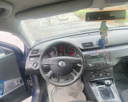 Фольксваген Пассат 2006 в Киеве на Automoto.ua Синий Фольксваген Пассат, объемом двигателя 2 л и пробегом 290 тыс. км за 2900 $, фото 8 на Automoto.ua