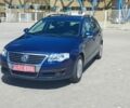 Синий Фольксваген Пассат, объемом двигателя 1.6 л и пробегом 252 тыс. км за 5500 $, фото 1 на Automoto.ua
