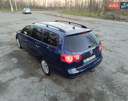 Синий Фольксваген Пассат, объемом двигателя 1.9 л и пробегом 335 тыс. км за 5500 $, фото 4 на Automoto.ua