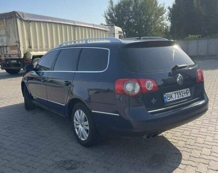Синій Фольксваген Пассат, об'ємом двигуна 2 л та пробігом 290 тис. км за 6350 $, фото 11 на Automoto.ua