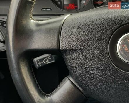 Синий Фольксваген Пассат, объемом двигателя 2 л и пробегом 344 тыс. км за 6455 $, фото 42 на Automoto.ua