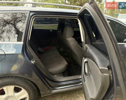 Синій Фольксваген Пассат, об'ємом двигуна 1.97 л та пробігом 295 тис. км за 5950 $, фото 14 на Automoto.ua