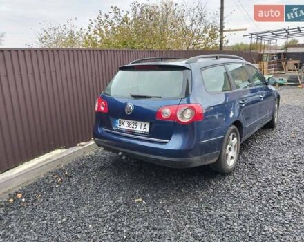 Синий Фольксваген Пассат, объемом двигателя 1.9 л и пробегом 270 тыс. км за 5200 $, фото 2 на Automoto.ua