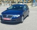 Синий Фольксваген Пассат, объемом двигателя 1.6 л и пробегом 252 тыс. км за 5400 $, фото 1 на Automoto.ua