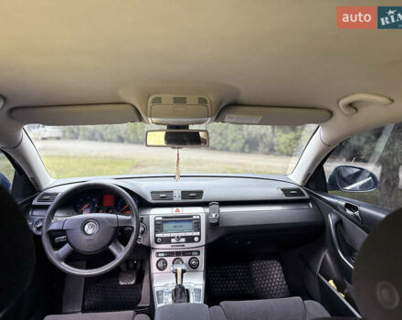 Синій Фольксваген Пассат, об'ємом двигуна 1.97 л та пробігом 295 тис. км за 5950 $, фото 40 на Automoto.ua