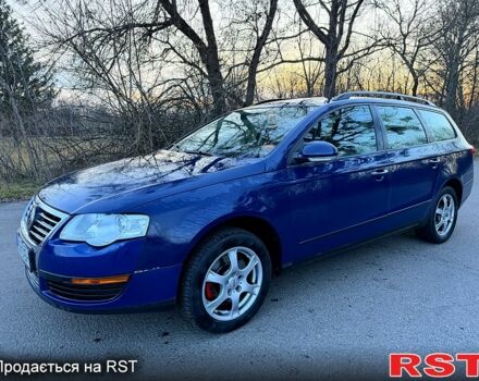 Синий Фольксваген Пассат, объемом двигателя 1.6 л и пробегом 227 тыс. км за 4950 $, фото 6 на Automoto.ua