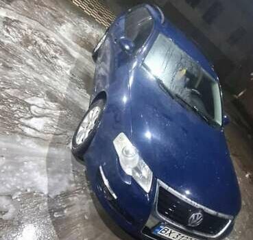 Синий Фольксваген Пассат, объемом двигателя 1.6 л и пробегом 260 тыс. км за 5600 $, фото 5 на Automoto.ua