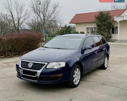 Синій Фольксваген Пассат, об'ємом двигуна 1.6 л та пробігом 269 тис. км за 5800 $, фото 3 на Automoto.ua