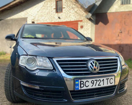 Синий Фольксваген Пассат, объемом двигателя 1.6 л и пробегом 266 тыс. км за 4500 $, фото 3 на Automoto.ua