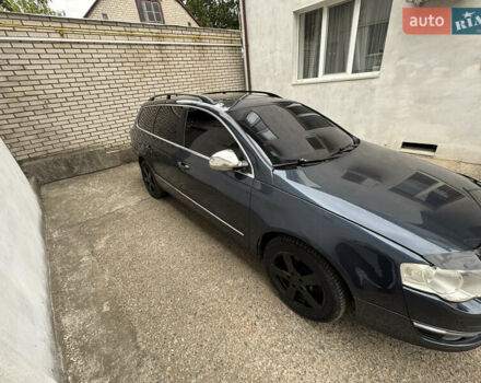 Синий Фольксваген Пассат, объемом двигателя 1.97 л и пробегом 374 тыс. км за 7200 $, фото 2 на Automoto.ua