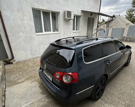 Синий Фольксваген Пассат, объемом двигателя 1.97 л и пробегом 374 тыс. км за 7200 $, фото 3 на Automoto.ua