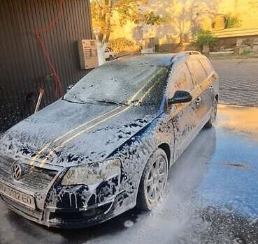 Синий Фольксваген Пассат, объемом двигателя 1.6 л и пробегом 260 тыс. км за 5600 $, фото 2 на Automoto.ua