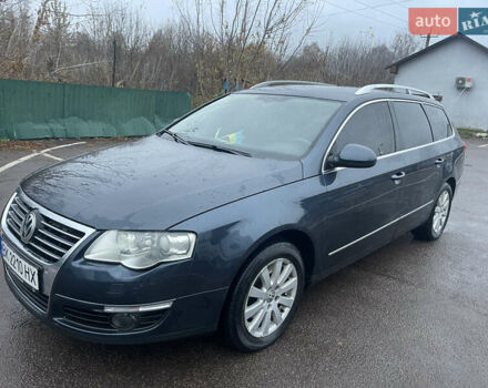 Синій Фольксваген Пассат, об'ємом двигуна 2 л та пробігом 328 тис. км за 7100 $, фото 5 на Automoto.ua