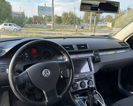 Фольксваген Пассат 2007 в Смеле на Automoto.ua Синий Фольксваген Пассат, объемом двигателя 1.6 л и пробегом 302 тыс. км за 6000 $, фото 9 на Automoto.ua