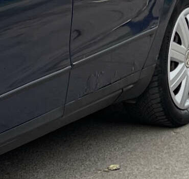 Синий Фольксваген Пассат, объемом двигателя 1.9 л и пробегом 340 тыс. км за 3999 $, фото 15 на Automoto.ua