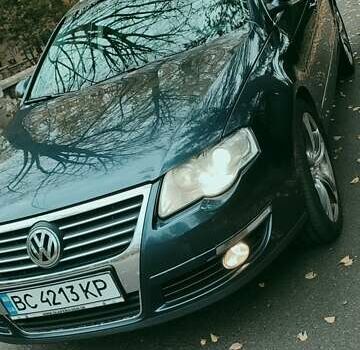 Синий Фольксваген Пассат, объемом двигателя 2 л и пробегом 317 тыс. км за 5300 $, фото 7 на Automoto.ua