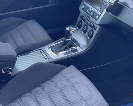 Фольксваген Пассат 2007 в Нежине на Automoto.ua Синий Фольксваген Пассат, объемом двигателя 1.97 л и пробегом 300 тыс. км за 5999 $, фото 10 на Automoto.ua