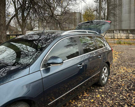 Синий Фольксваген Пассат, объемом двигателя 1.97 л и пробегом 266 тыс. км за 7099 $, фото 10 на Automoto.ua