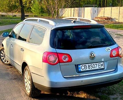 Синий Фольксваген Пассат, объемом двигателя 2 л и пробегом 298 тыс. км за 5800 $, фото 2 на Automoto.ua