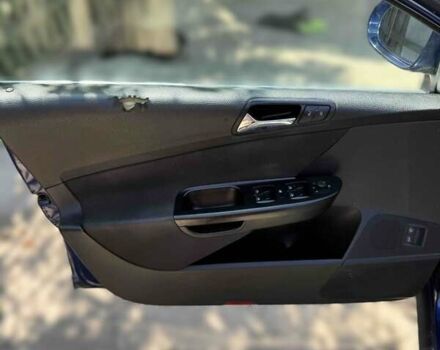 Фольксваген Пассат 2007 в Запорожье на Automoto.ua Синий Фольксваген Пассат, объемом двигателя 1.97 л и пробегом 330 тыс. км за 6500 $, фото 19 на Automoto.ua