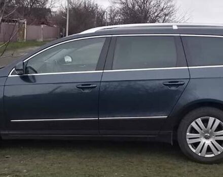 Синий Фольксваген Пассат, объемом двигателя 1.97 л и пробегом 252 тыс. км за 7100 $, фото 3 на Automoto.ua