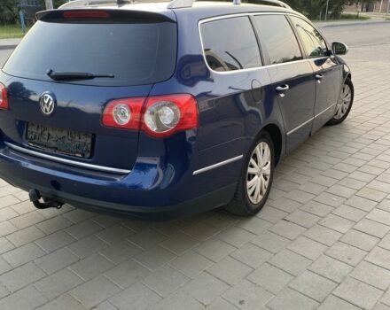 Синій Фольксваген Пассат, об'ємом двигуна 2 л та пробігом 290 тис. км за 2700 $, фото 3 на Automoto.ua