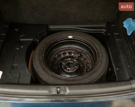 Синий Фольксваген Пассат, объемом двигателя 2 л и пробегом 284 тыс. км за 6400 $, фото 63 на Automoto.ua