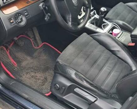 Синий Фольксваген Пассат, объемом двигателя 1.98 л и пробегом 390 тыс. км за 5000 $, фото 7 на Automoto.ua