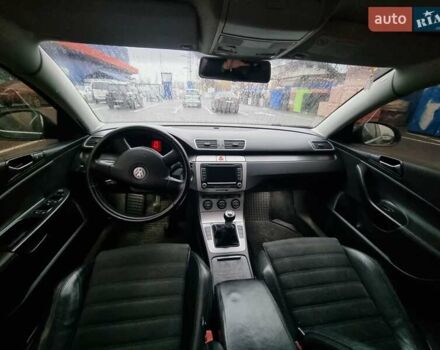 Синий Фольксваген Пассат, объемом двигателя 1.97 л и пробегом 320 тыс. км за 6700 $, фото 8 на Automoto.ua