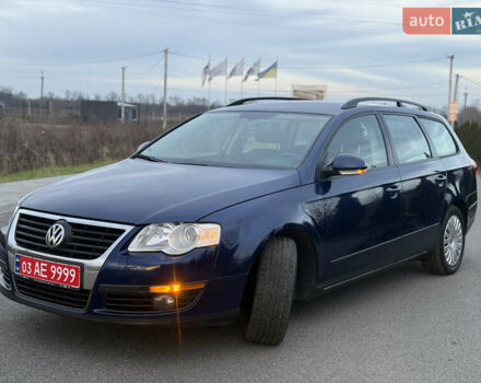 Синій Фольксваген Пассат, об'ємом двигуна 1.6 л та пробігом 193 тис. км за 6600 $, фото 3 на Automoto.ua