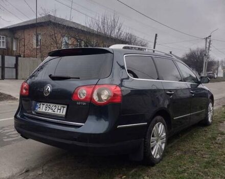 Синий Фольксваген Пассат, объемом двигателя 2 л и пробегом 275 тыс. км за 7500 $, фото 5 на Automoto.ua