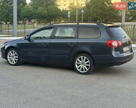 Синий Фольксваген Пассат, объемом двигателя 1.97 л и пробегом 344 тыс. км за 5500 $, фото 1 на Automoto.ua