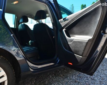 Фольксваген Пассат 2007 у Києві на Automoto.ua Синій Фольксваген Пассат, об'ємом двигуна 1.6 л та пробігом 246 тис. км за 6700 $, фото 19 на Automoto.ua