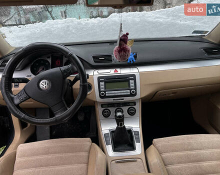 Синій Фольксваген Пассат, об'ємом двигуна 1.9 л та пробігом 316 тис. км за 7600 $, фото 3 на Automoto.ua