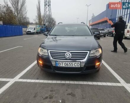 Синий Фольксваген Пассат, объемом двигателя 1.97 л и пробегом 320 тыс. км за 6700 $, фото 5 на Automoto.ua
