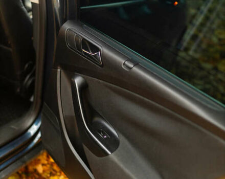 Синий Фольксваген Пассат, объемом двигателя 2 л и пробегом 284 тыс. км за 6400 $, фото 59 на Automoto.ua