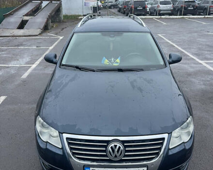 Синій Фольксваген Пассат, об'ємом двигуна 2 л та пробігом 328 тис. км за 7100 $, фото 2 на Automoto.ua