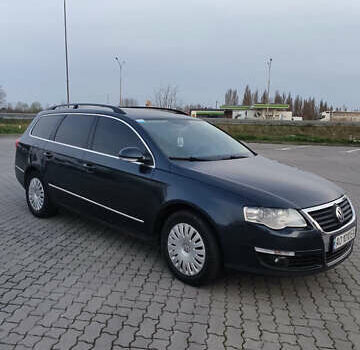 Синий Фольксваген Пассат, объемом двигателя 1.97 л и пробегом 280 тыс. км за 6500 $, фото 1 на Automoto.ua