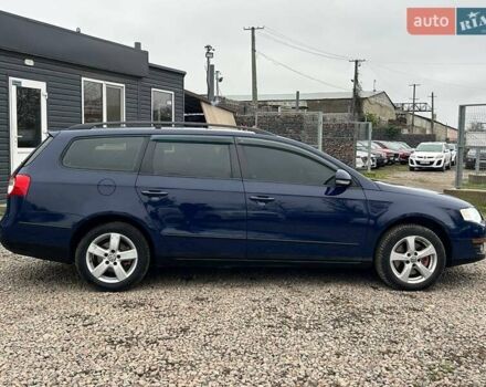 Синий Фольксваген Пассат, объемом двигателя 1.97 л и пробегом 329 тыс. км за 5900 $, фото 3 на Automoto.ua