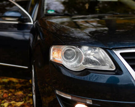 Синий Фольксваген Пассат, объемом двигателя 2 л и пробегом 284 тыс. км за 6400 $, фото 3 на Automoto.ua