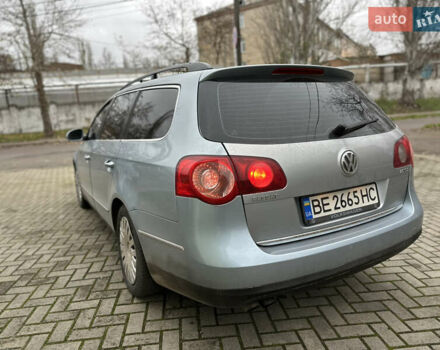 Синий Фольксваген Пассат, объемом двигателя 1.97 л и пробегом 283 тыс. км за 4500 $, фото 2 на Automoto.ua