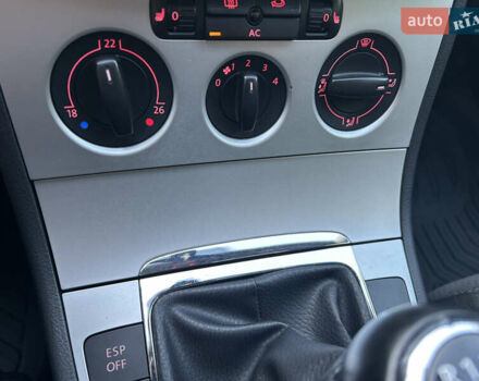 Синій Фольксваген Пассат, об'ємом двигуна 1.9 л та пробігом 344 тис. км за 7550 $, фото 91 на Automoto.ua