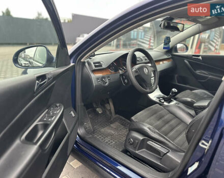 Синий Фольксваген Пассат, объемом двигателя 1.97 л и пробегом 230 тыс. км за 7100 $, фото 10 на Automoto.ua