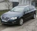 Синий Фольксваген Пассат, объемом двигателя 2 л и пробегом 275 тыс. км за 7500 $, фото 1 на Automoto.ua
