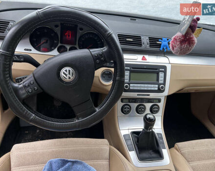 Синій Фольксваген Пассат, об'ємом двигуна 1.9 л та пробігом 316 тис. км за 7600 $, фото 1 на Automoto.ua