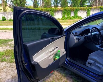 Фольксваген Пассат 2007 в Харькове на Automoto.ua Синий Фольксваген Пассат, объемом двигателя 2 л и пробегом 265 тыс. км за 6000 $, фото 7 на Automoto.ua