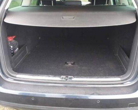 Синий Фольксваген Пассат, объемом двигателя 1.97 л и пробегом 252 тыс. км за 7100 $, фото 6 на Automoto.ua