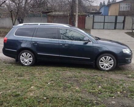 Синий Фольксваген Пассат, объемом двигателя 2 л и пробегом 275 тыс. км за 7500 $, фото 6 на Automoto.ua