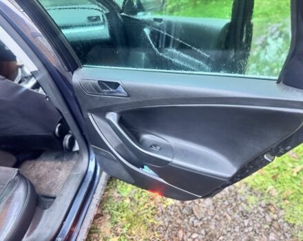 Синий Фольксваген Пассат, объемом двигателя 2 л и пробегом 299 тыс. км за 4200 $, фото 3 на Automoto.ua