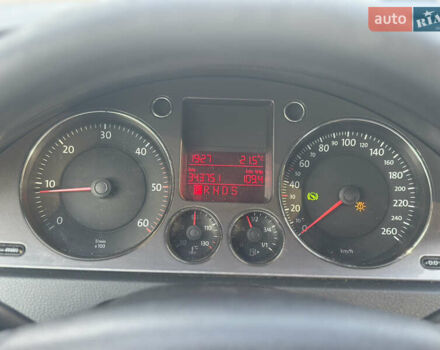 Синий Фольксваген Пассат, объемом двигателя 1.97 л и пробегом 344 тыс. км за 5500 $, фото 9 на Automoto.ua